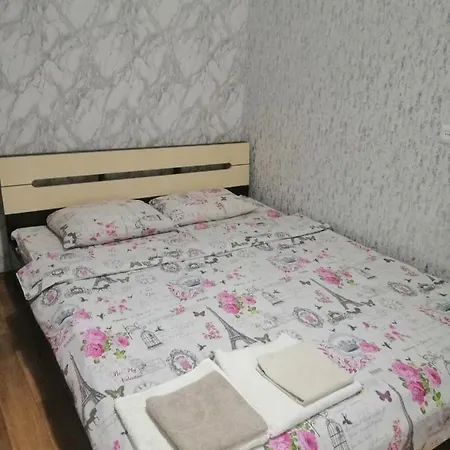 U Deribasovskoi Lejlighed *