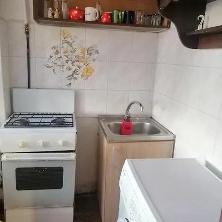 U Deribasovskoi Lejlighed *