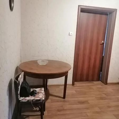 U Deribasovskoi Lejlighed