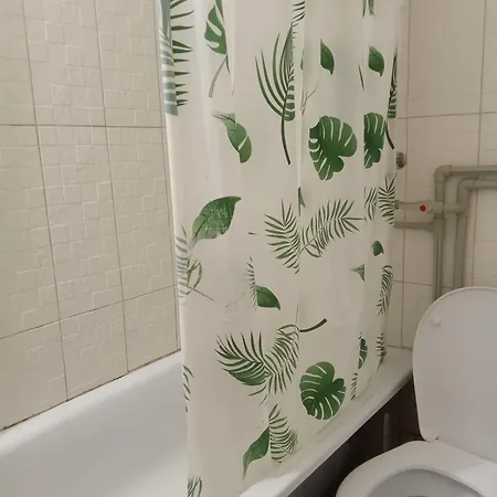 U Deribasovskoi Lejlighed