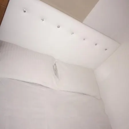 U Deribasovskoi * Odessa